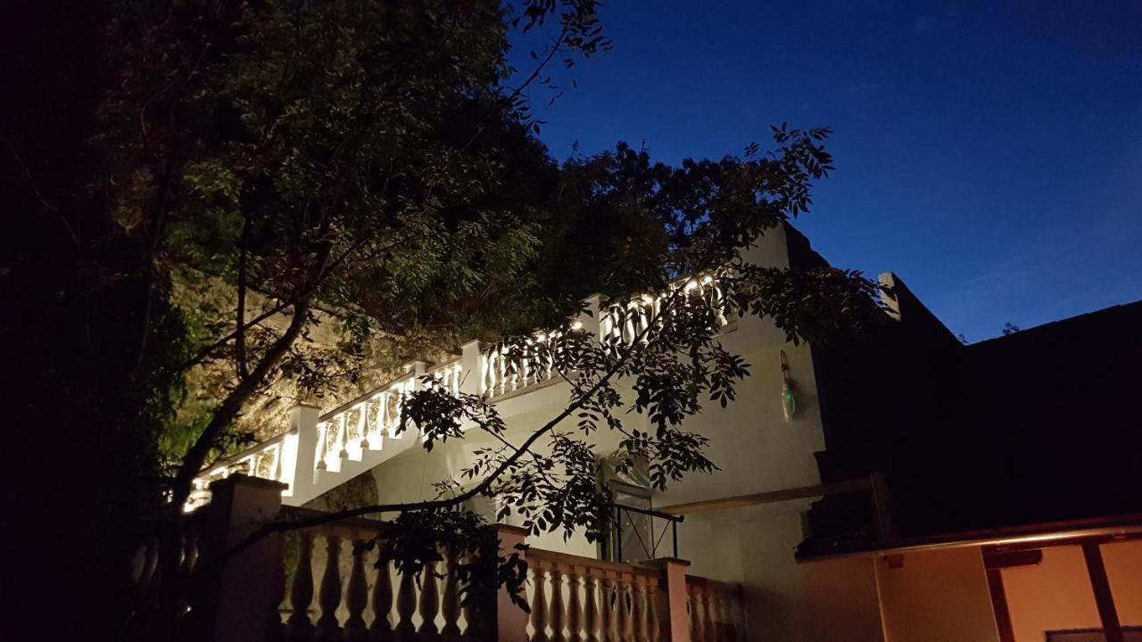 Aparthotel Sziklavendeghaz Veszprém Exterior foto