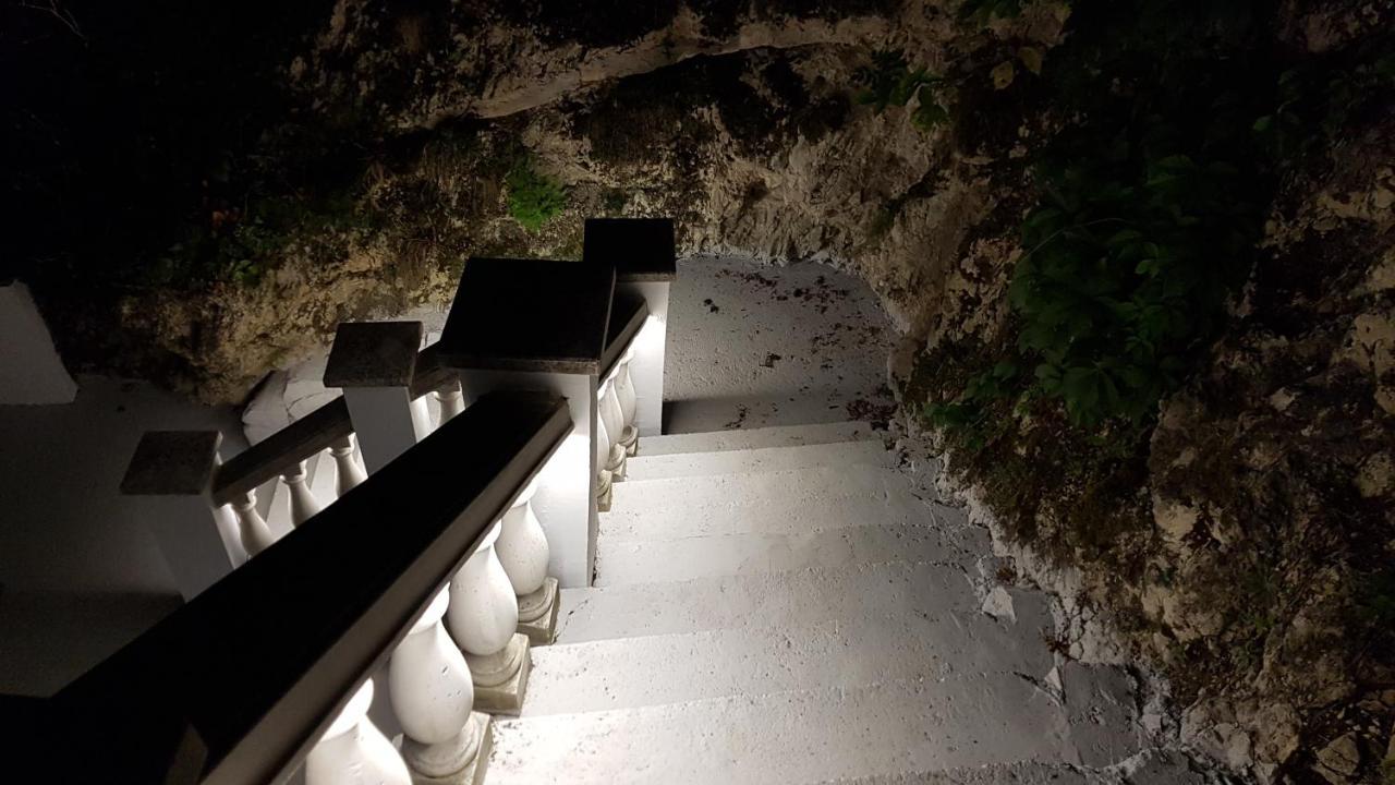 Aparthotel Sziklavendeghaz Veszprém Exterior foto